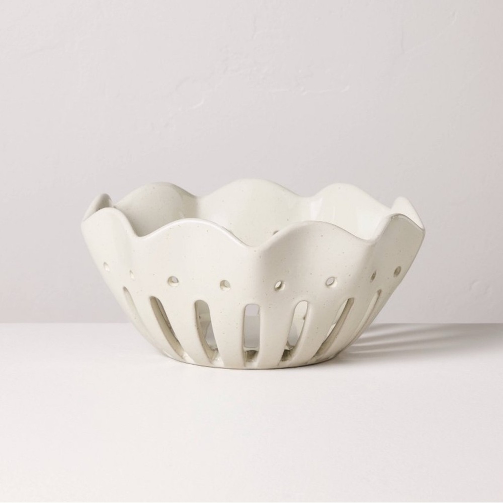 Hearth & Hand Large Wavy Edge Berry Bowl Sour Cream